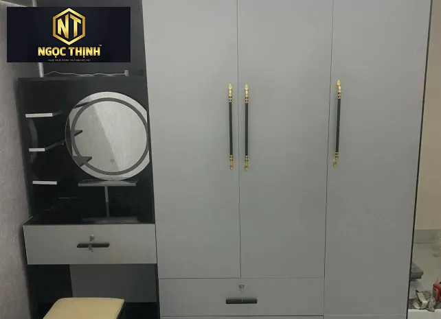 TỦ QUẦN ÁO KÈM BÀN MAKEUP GIÁ TỐT BIÊN HÒA